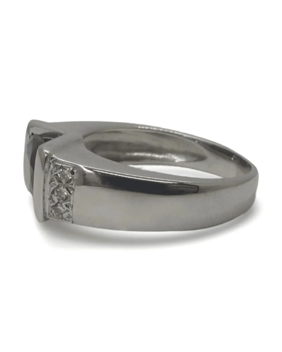 Bague or blanc saphir non-chauffé