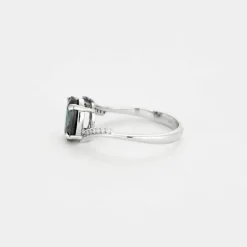 Bague or blanc saphir vert/bleu diamants