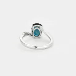 Bague or blanc saphir vert/bleu diamants