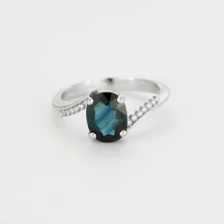 Bague or blanc saphir vert/bleu diamants