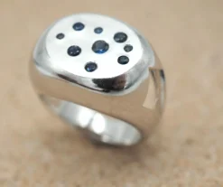 Bague or blanc saphirs