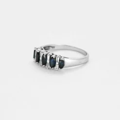 Bague or blanc saphirs
