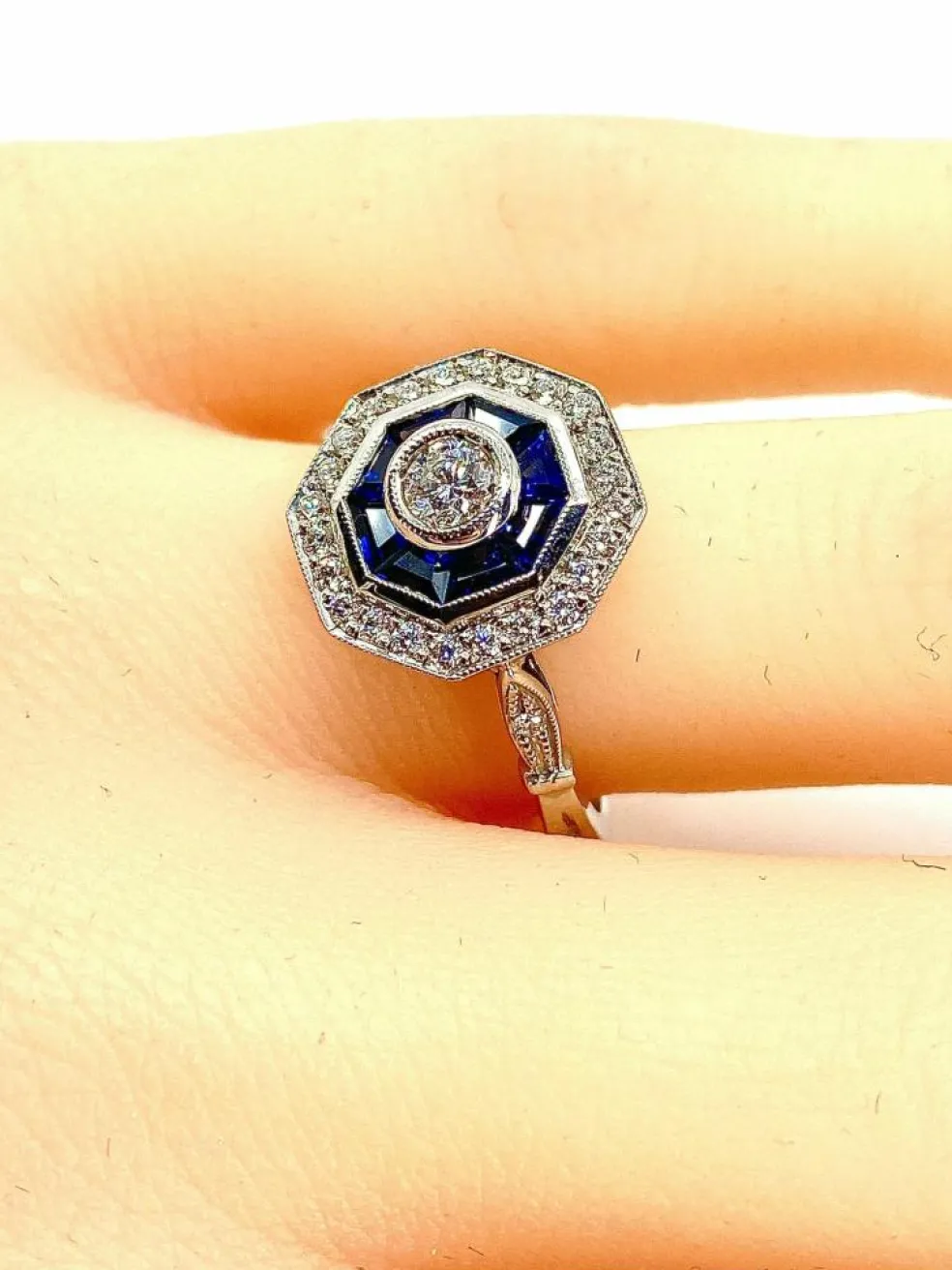 Bague Or blanc Saphirs et Diamants