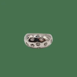 Bague or blanc sertie de diamants taille ancienne