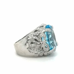 Bague or blanc topaze et diamants