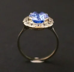 Bague Or blanc, Topazes & pierres blanches