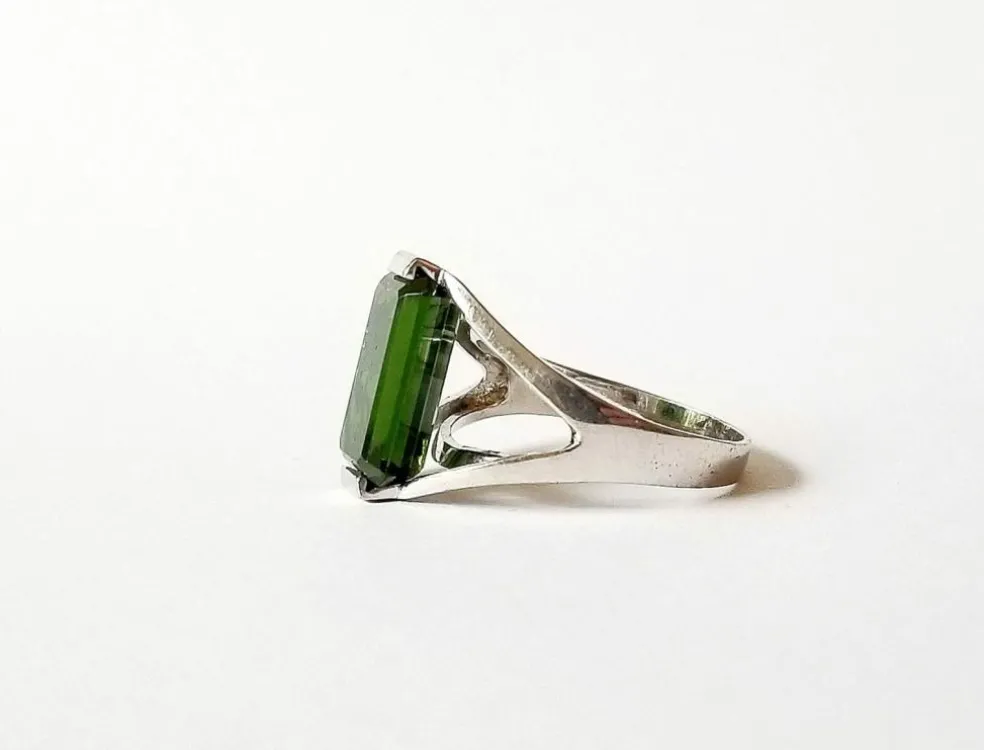 Bague or blanc tourmaline verte