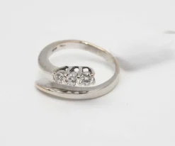 Bague or blanc trilogie diamants