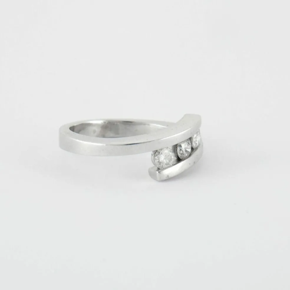 Bague or blanc trilogie diamants