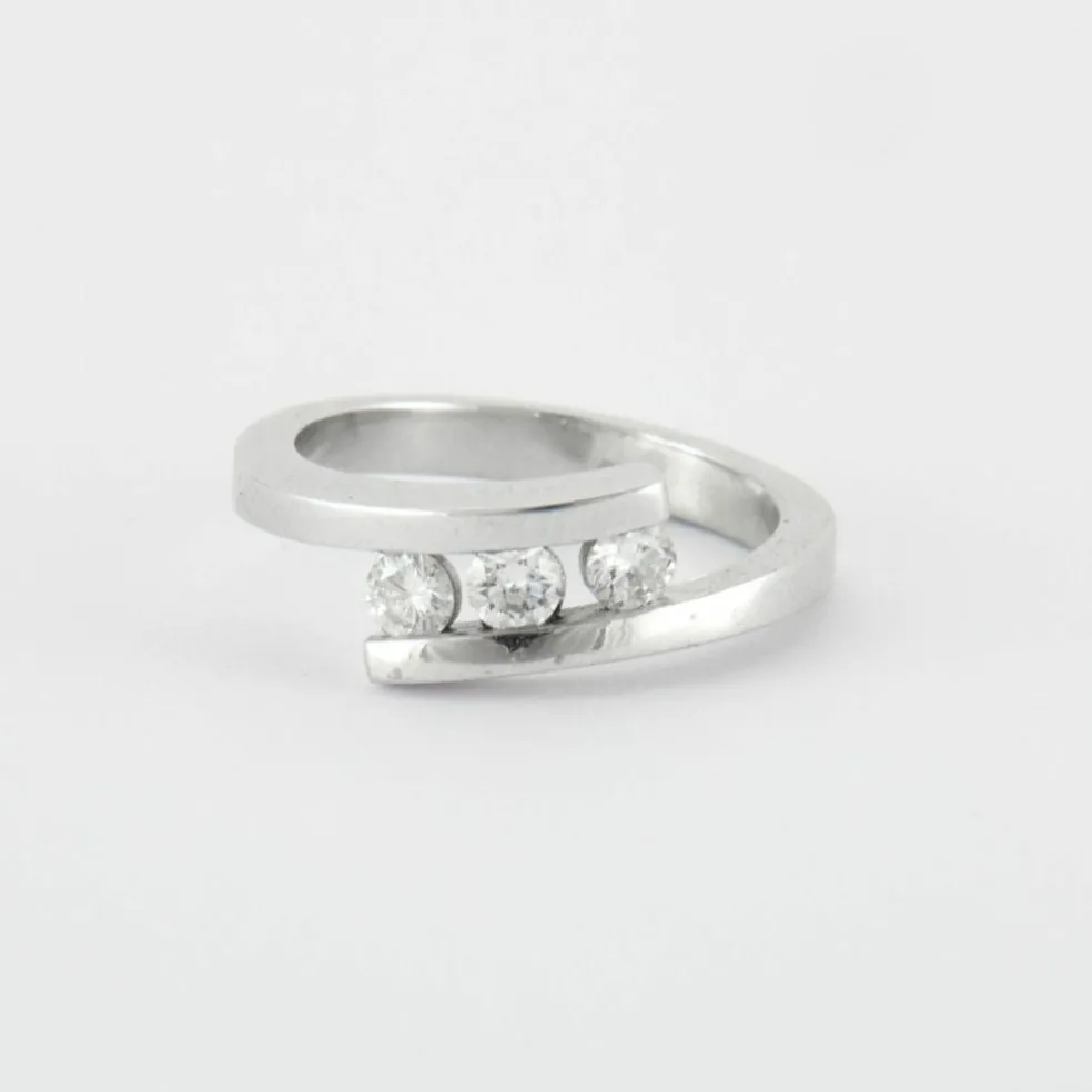 Bague or blanc trilogie diamants