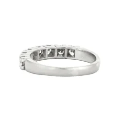 Bague or et diamant