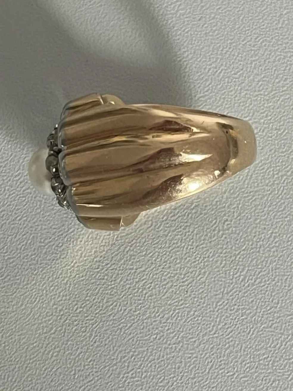 Bague Or Godronné Perle Diamants