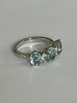 Bague or gris aigues-marines diamants