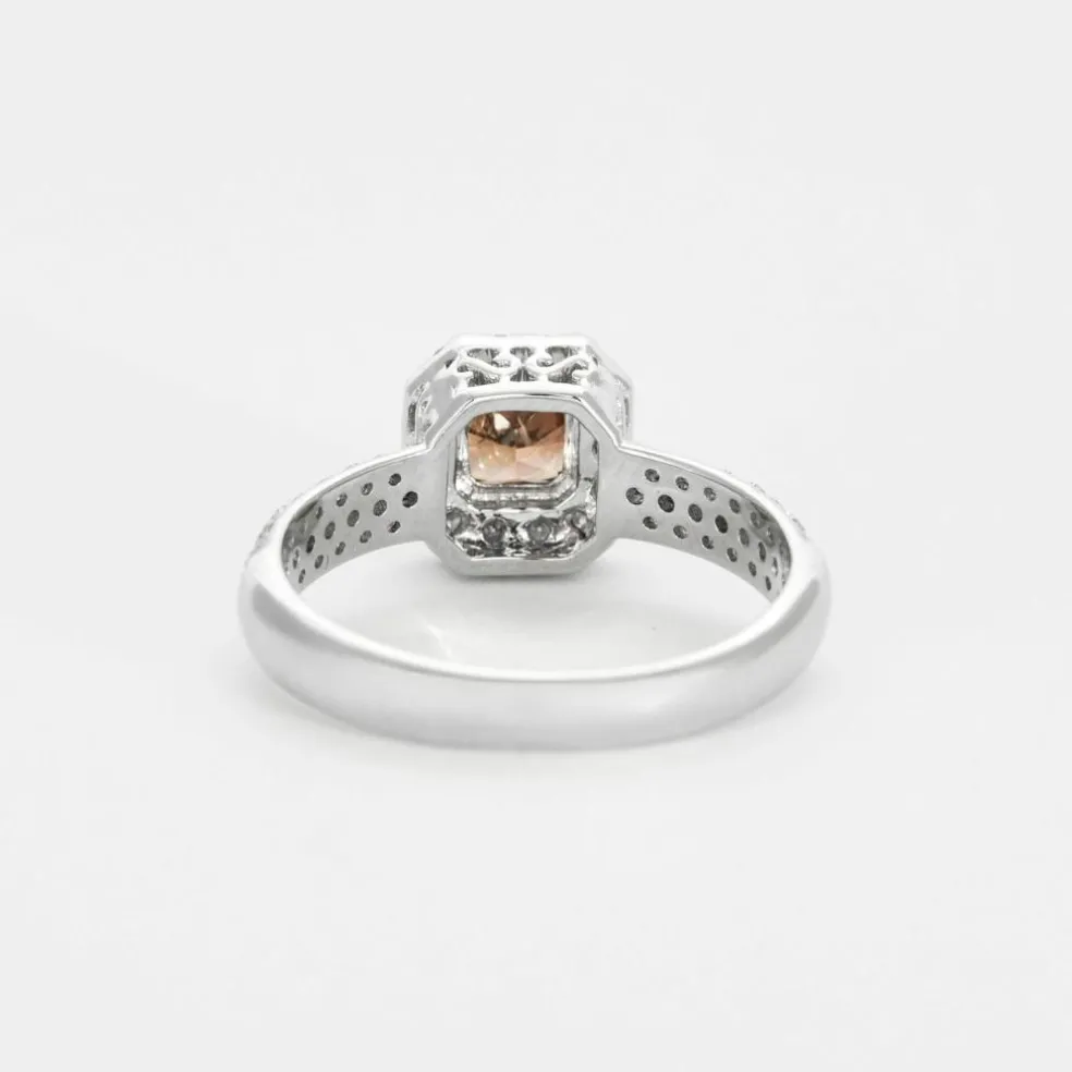 Bague or gris diamant brun et diamants