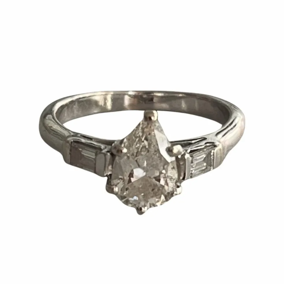 Bague Or Gris Diamant Taille Poire
