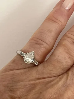 Bague Or Gris Diamant Taille Poire