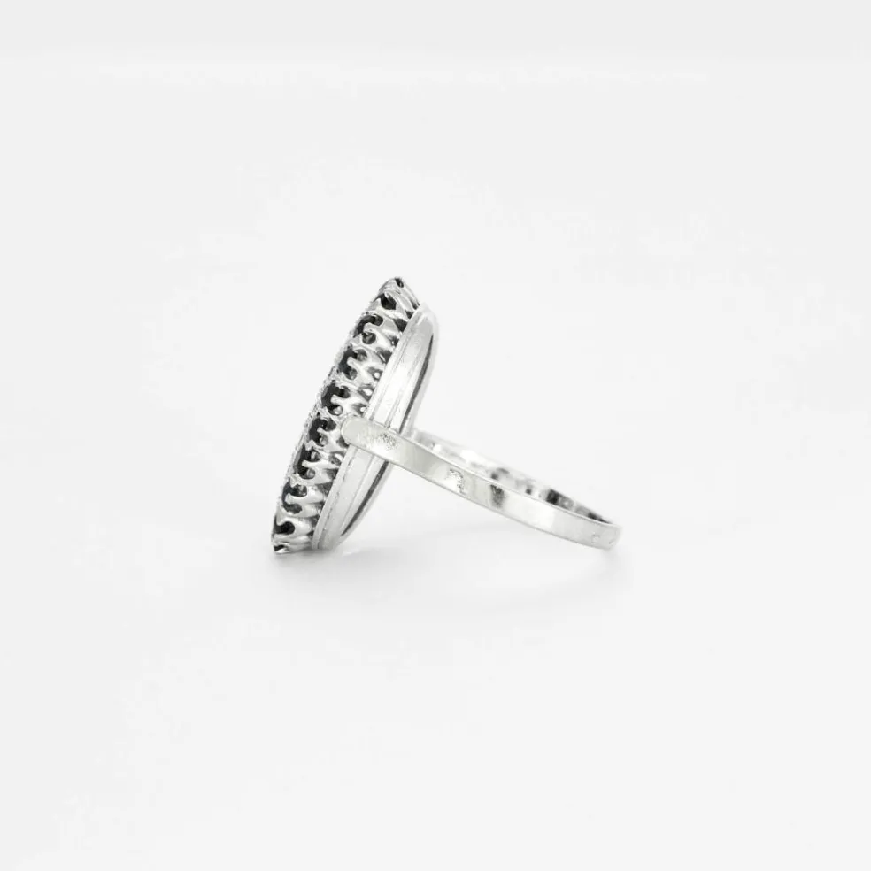 Bague or gris diamants et saphirs