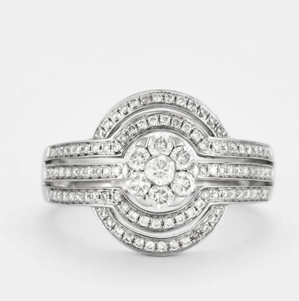 Bague or gris et diamants