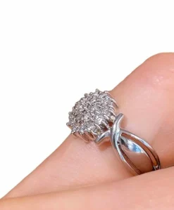 Bague or gris et diamants