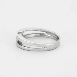 Bague or gris et diamants
