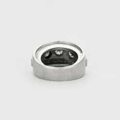 Bague or gris et diamants