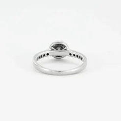 Bague or gris et diamants