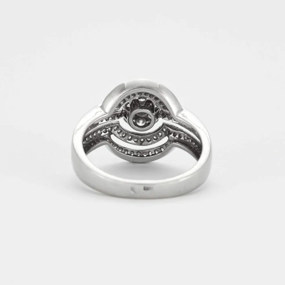 Bague or gris et diamants
