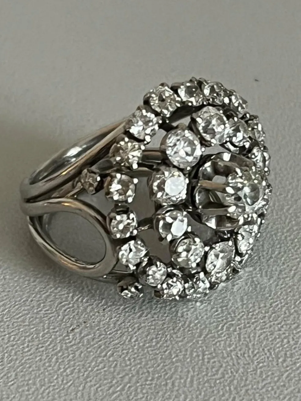 Bague Or Gris Platine Diamants 2,60 ct