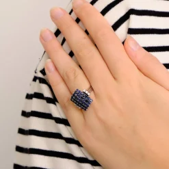 Bague Or gris, Saphirs, Diamants