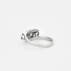 Bague or gris trois diamants