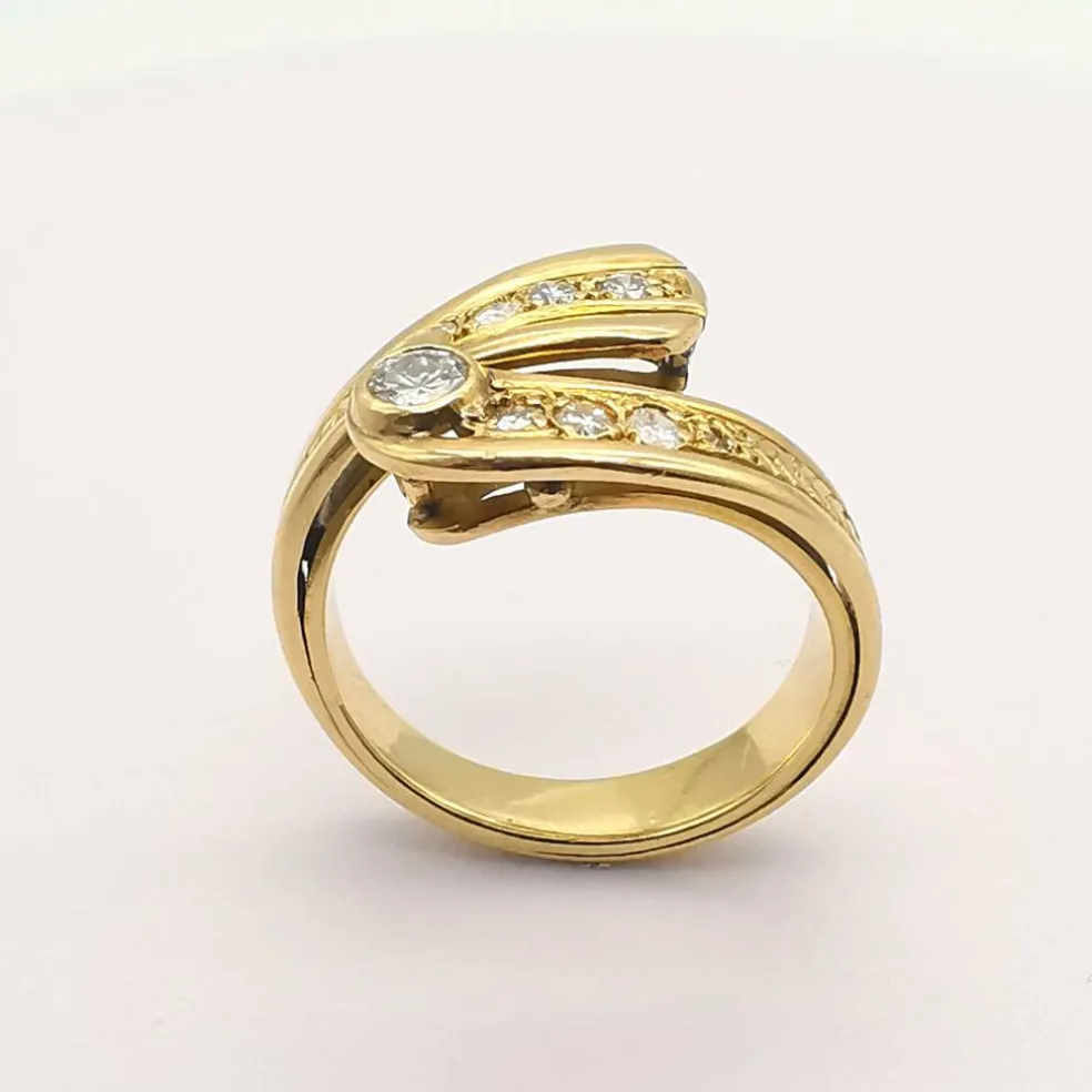 Bague or jaune 18 carats sertie de diamants de 0.54 carat