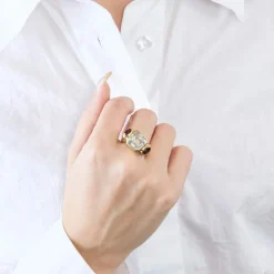 Bague or jaune aigue marine et grenats