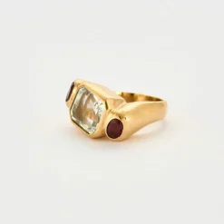 Bague or jaune aigue marine et grenats