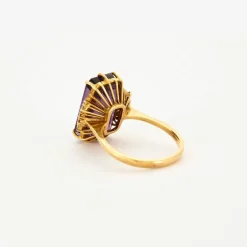 Bague or jaune améthyste et diamants
