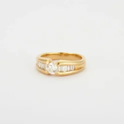 Bague or jaune, diamants