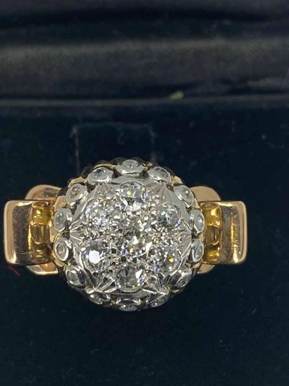 Bague or jaune,, diamants
