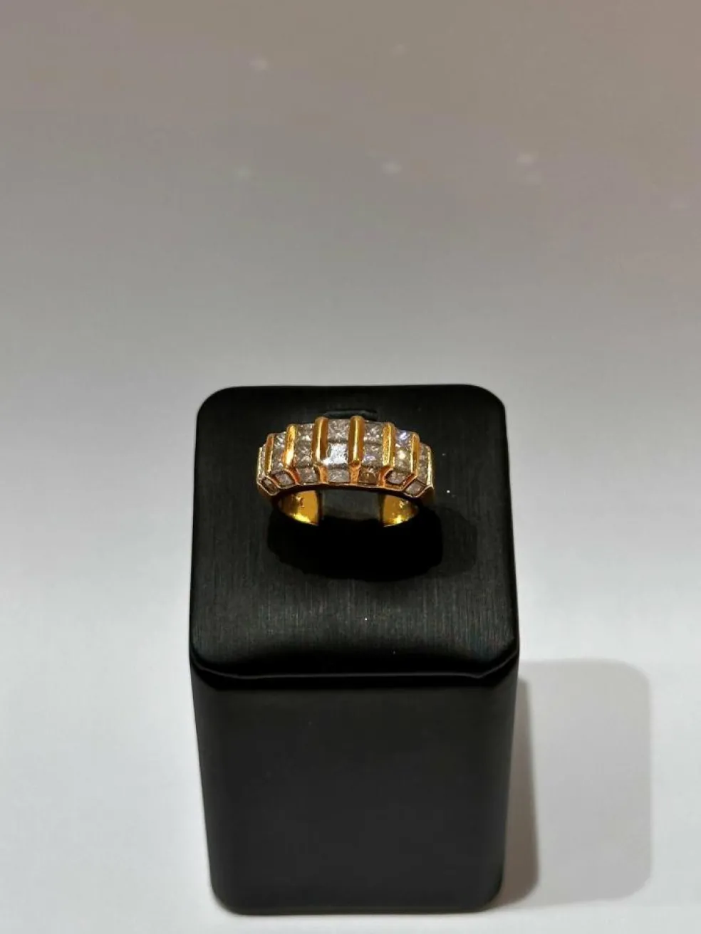Bague or jaune diamants