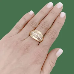 Bague or jaune, diamants.