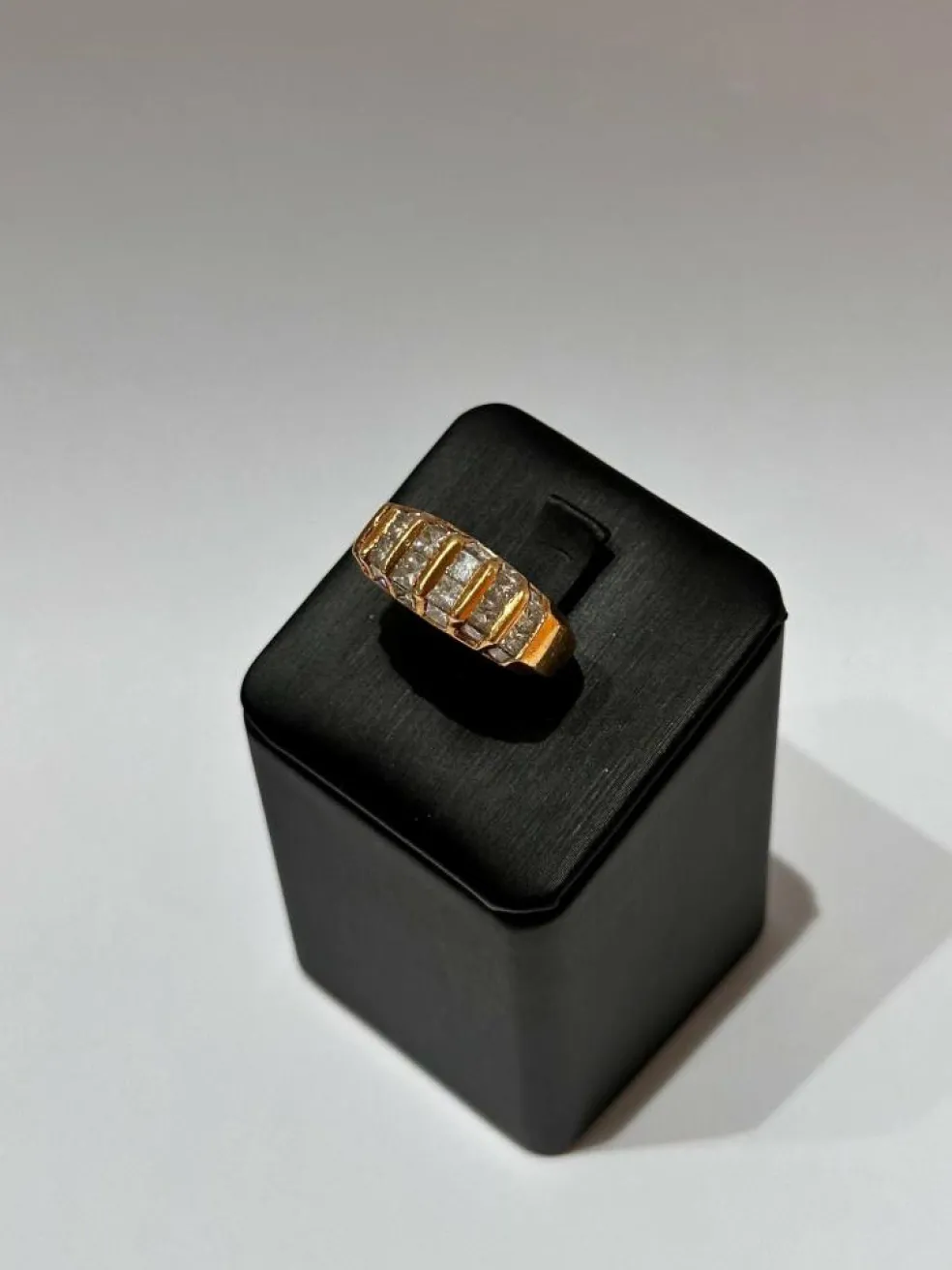 Bague or jaune diamants