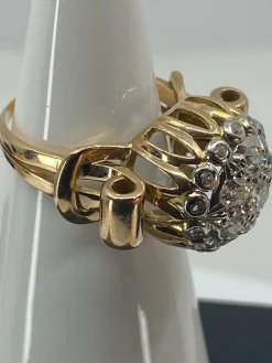 Bague or jaune,, diamants