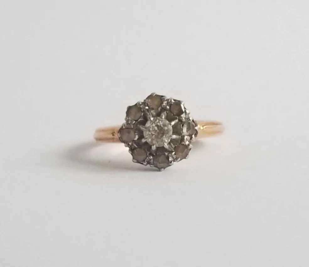 Bague or jaune diamants anciens