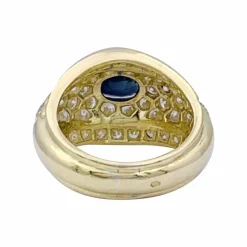 Bague or jaune, diamants et saphir.