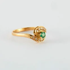 Bague or jaune Diamants et Émeraude