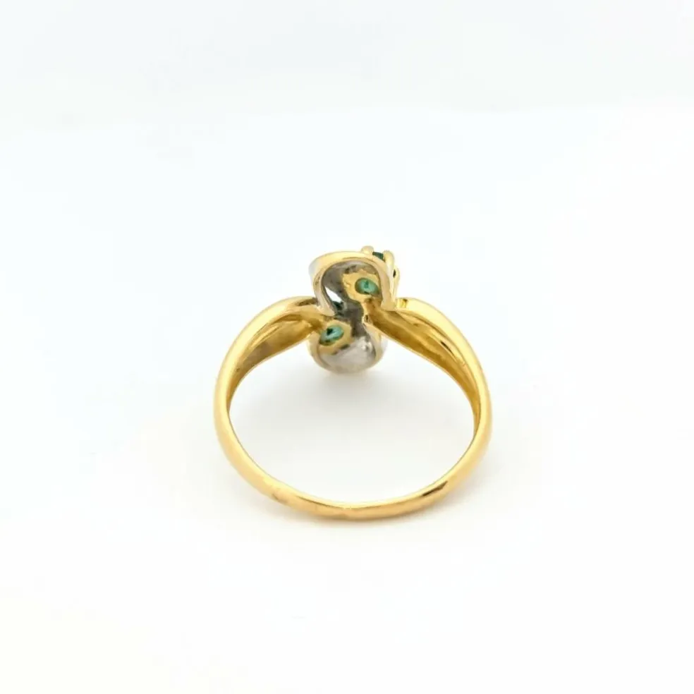 Bague or jaune diamants et émeraudes