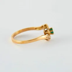 Bague or jaune Diamants et Émeraude