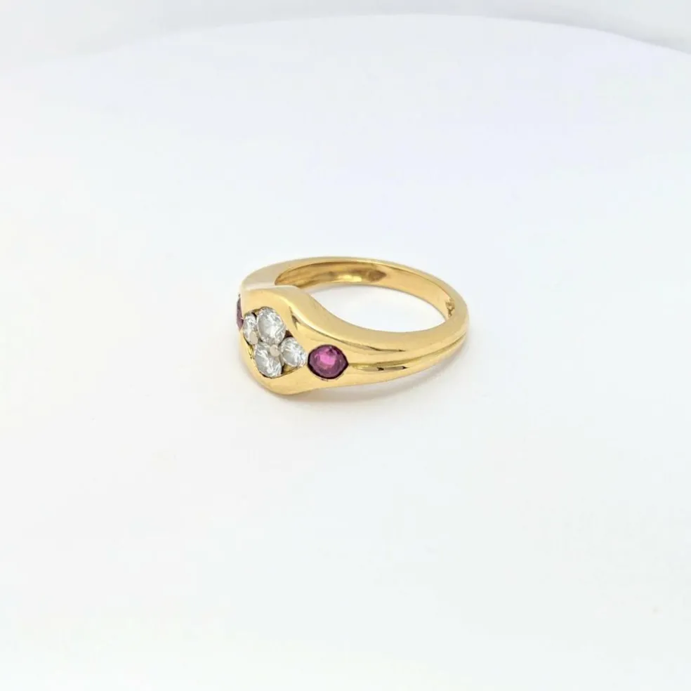 Bague or jaune diamants et rubis
