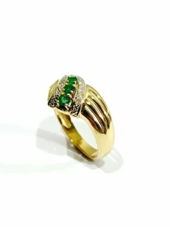 Bague or jaune, diamants, émeraudes