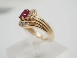 Bague Or jaune Diamants Rubis