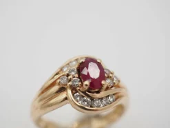 Bague Or jaune Diamants Rubis
