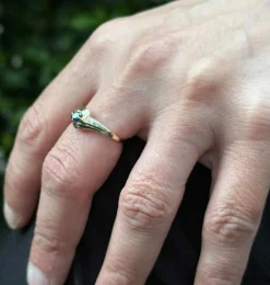 Bague or jaune diamants saphir